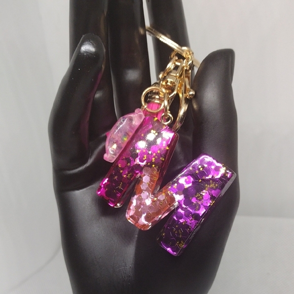 None Accessories - Elegant Pink & Gold Glitter Monogram ‘M’ Keychain – Personalized Sparkle